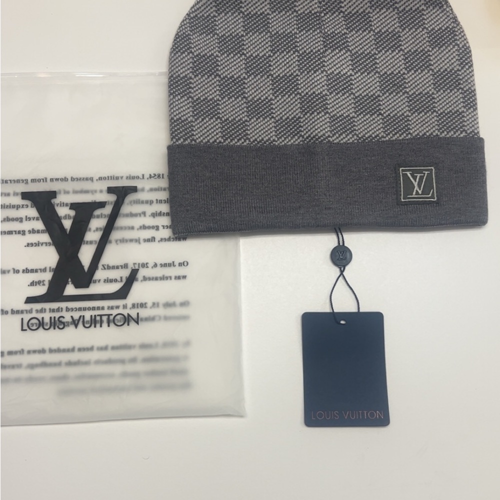 Louis Vuitton Black and Gray Checkered Hat